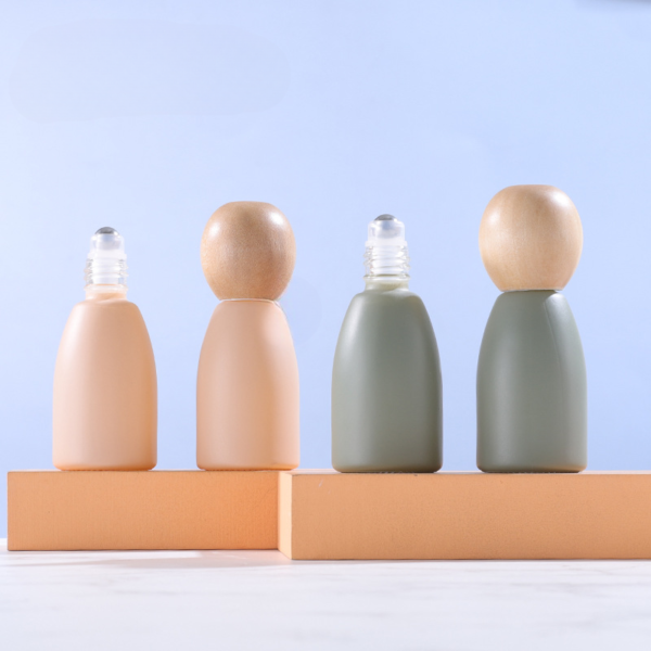 12ml Morandi glass roll-on bottle with beech cap